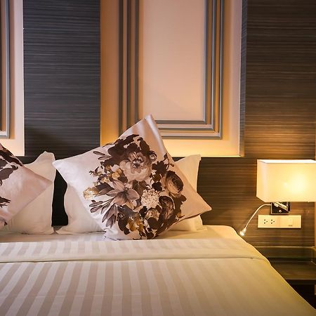 The Sathon Vimanda Hotel Бангкок Екстер'єр фото