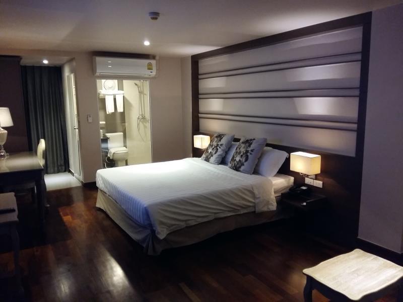 The Sathon Vimanda Hotel Бангкок Екстер'єр фото